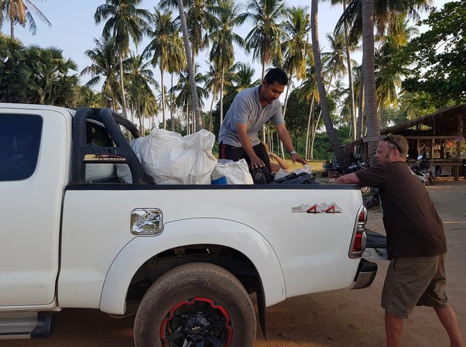 Trash Heroes Koh Lanta